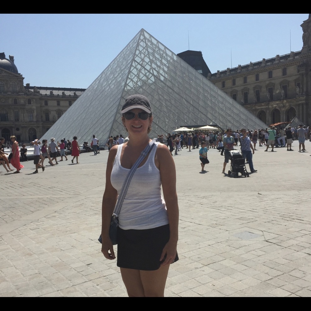 Meet your Posher, Laura